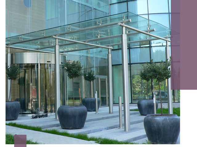 Навесы из стекла на заказ в Дюртюли — монтаж и установка